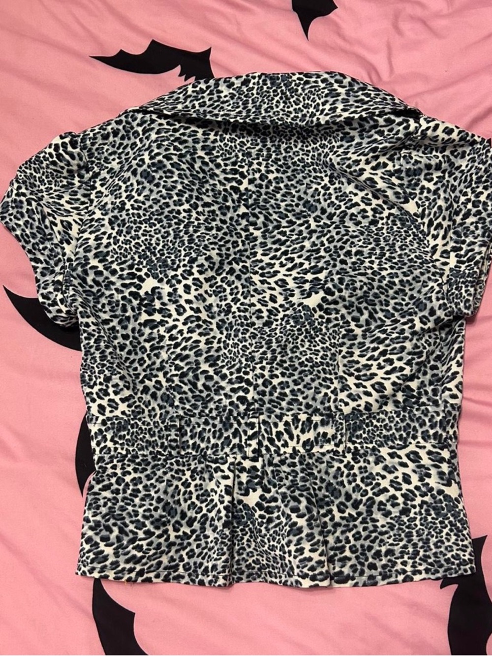 Leopard Print Short Sleeve Blazer - Black & White - Picture 6 of 6